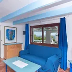 Vm * Palau